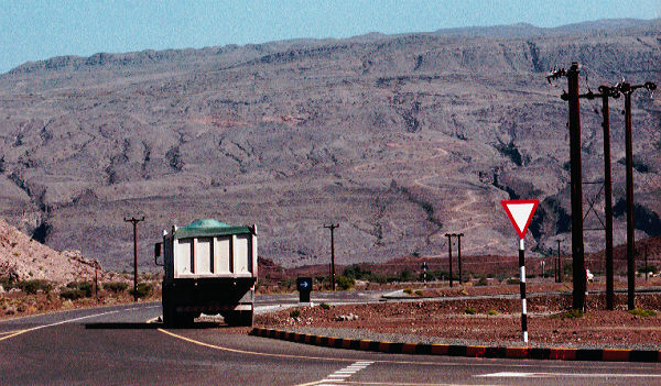 Road from Tanuf village
